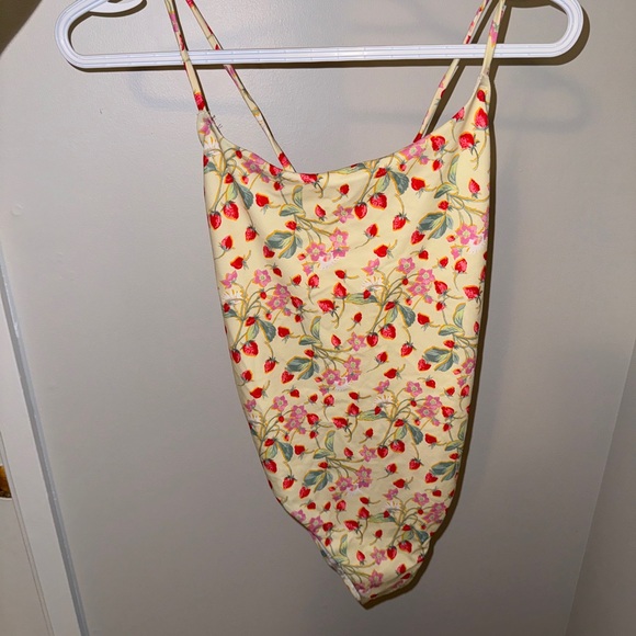 Victoria Secret - one piece size L - Picture 2 of 3